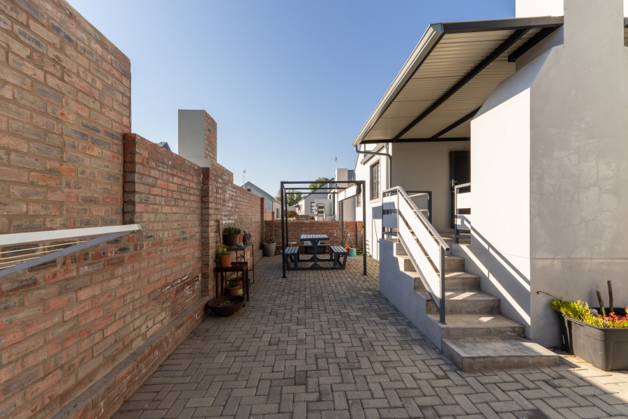 3 Bedroom Property for Sale in Oudtshoorn Central Western Cape